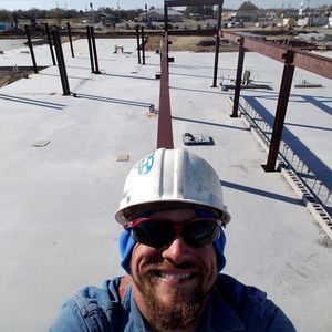 Meet your Posher, Dakota